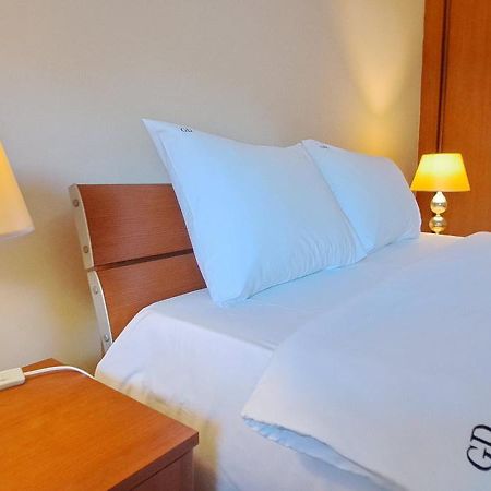 Golden Delight Central Apartment Скопье Экстерьер фото