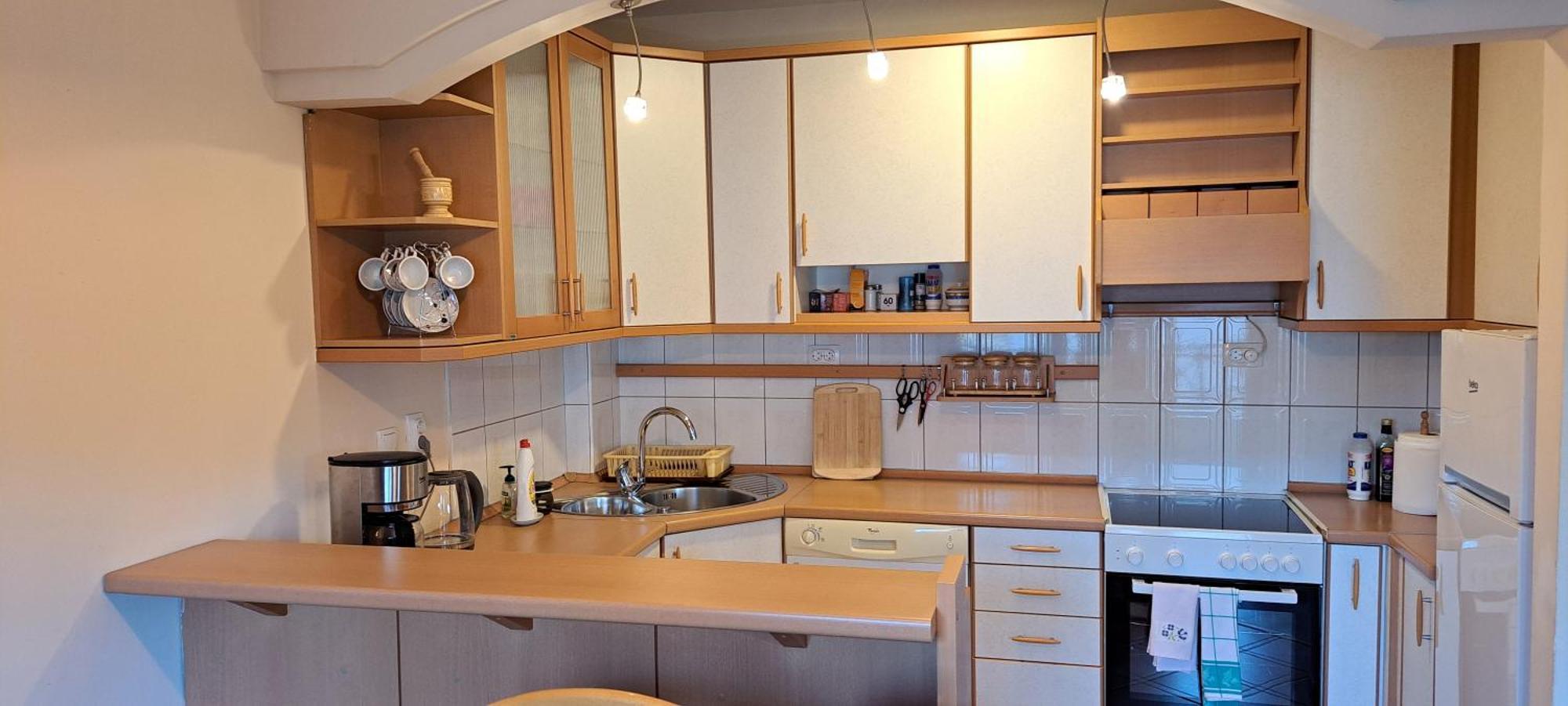 Golden Delight Central Apartment Скопье Экстерьер фото