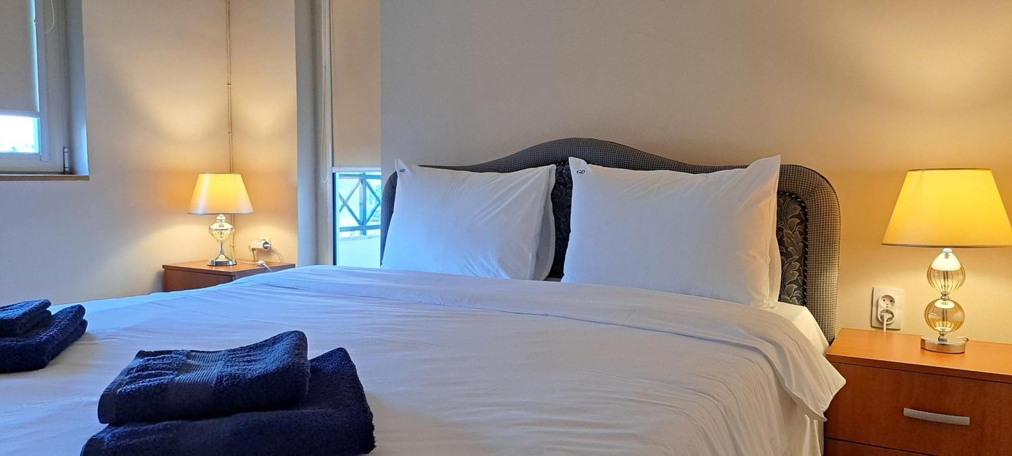 Golden Delight Central Apartment Скопье Экстерьер фото